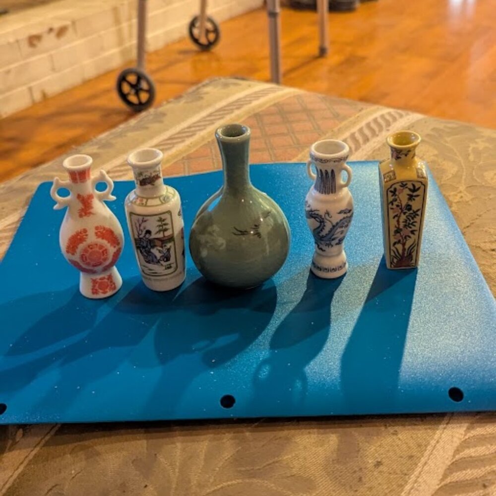 little vases